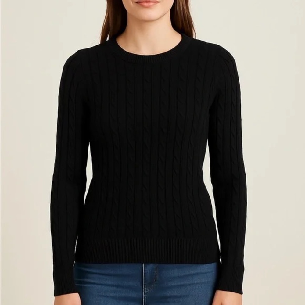 💕🎉HOST PICK🎉💕 Black Cable Knit Crewneck Sweater